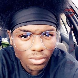 Meet your Posher, Adonis